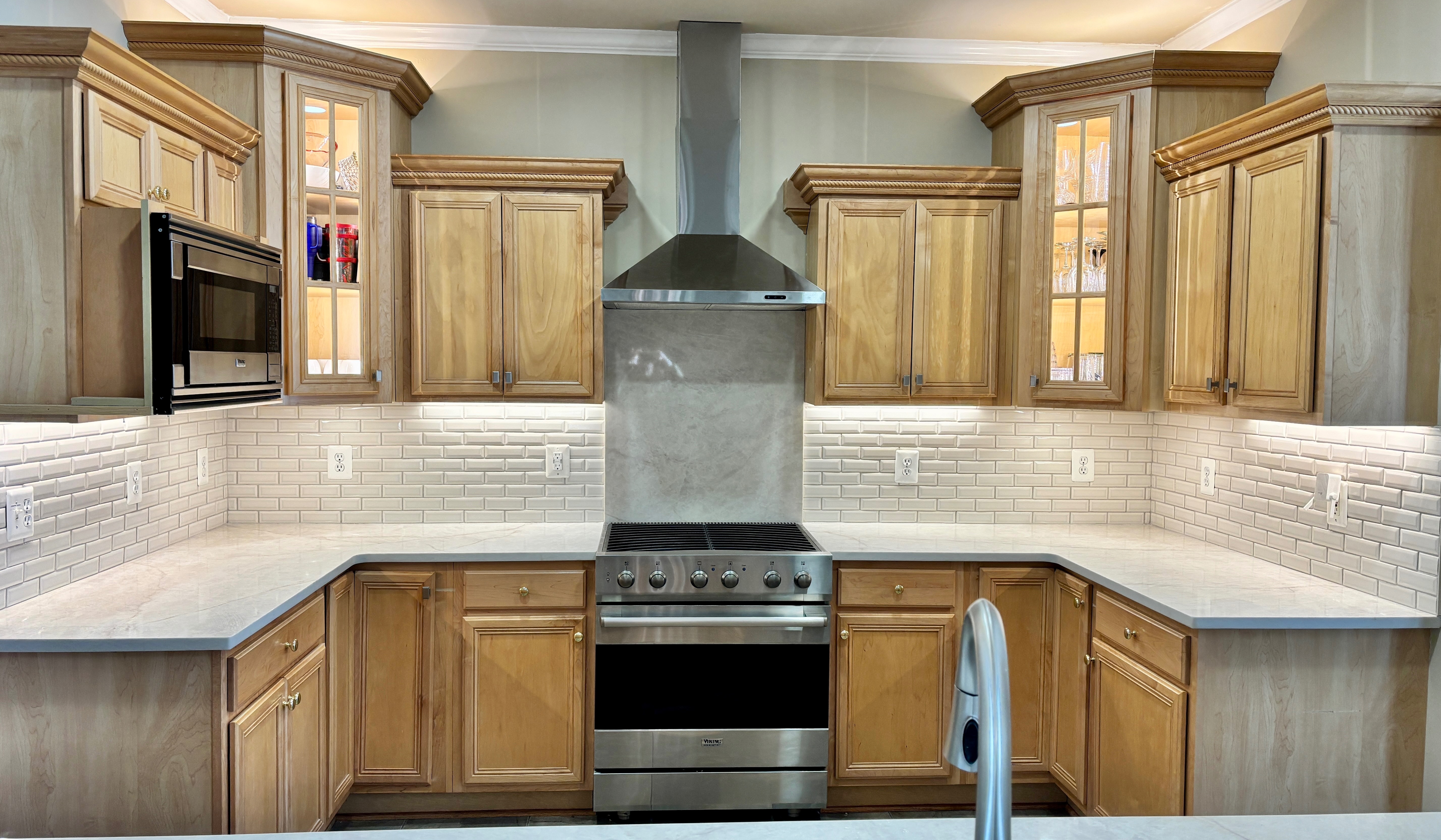 Planning a kitchen remodel in Fredericksburg, VA? Learn what to expect during the remodeling process, from design and planning to construction and timelines.