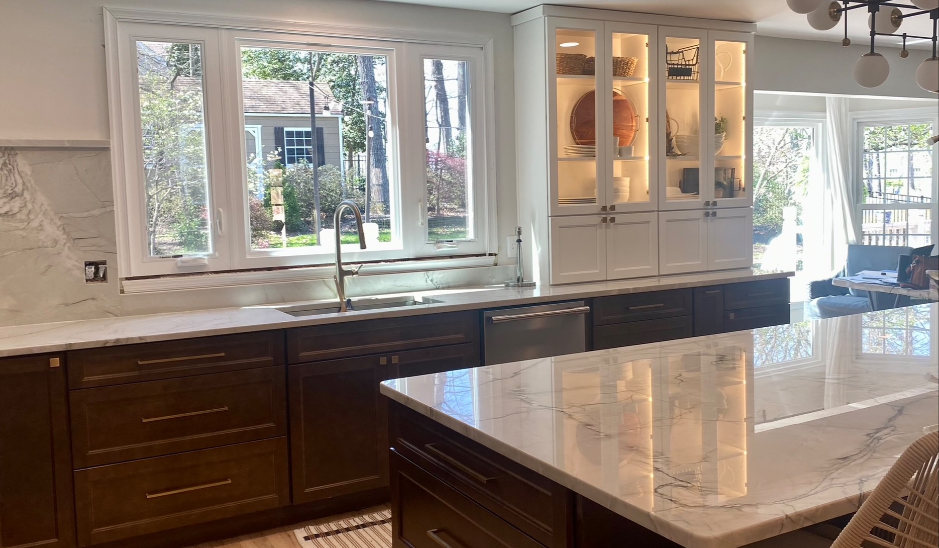 Quartz or quartzite? Learn the differences in durability, maintenance, appearance, and cost to determine which countertop material is best for your kitchen remodel.